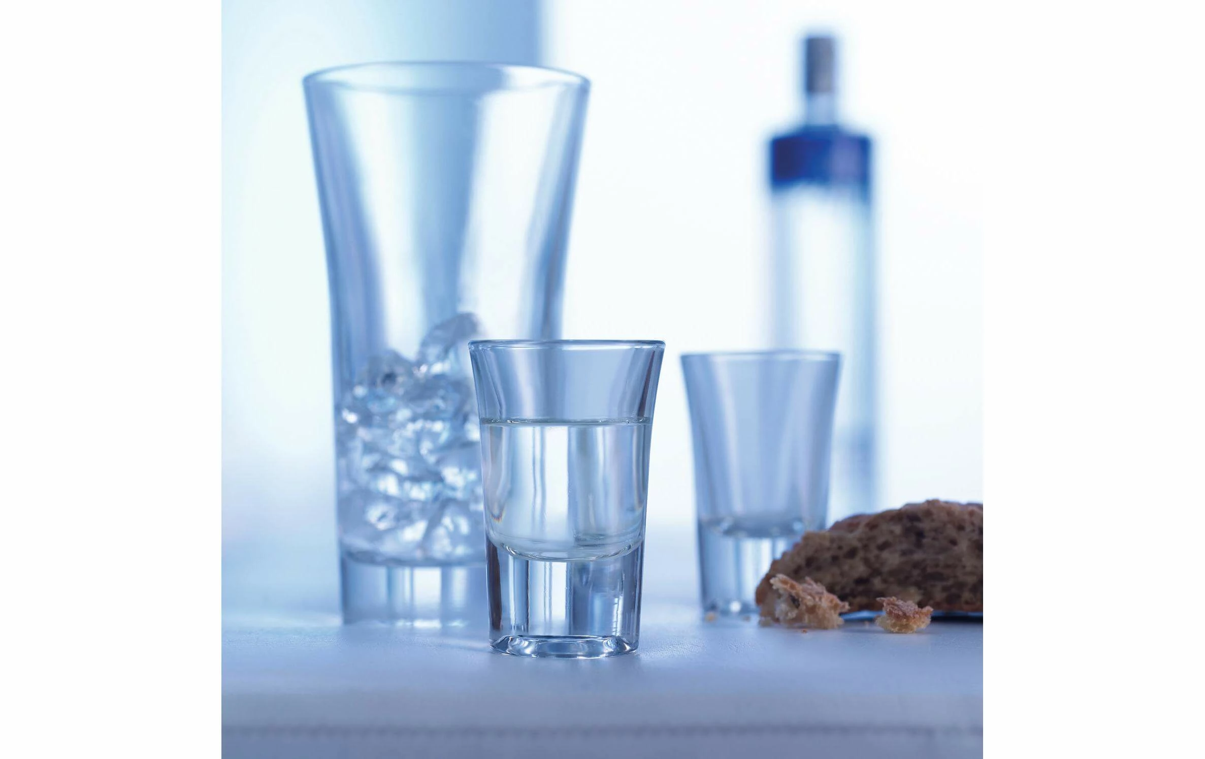 Montana Verre à Schnaps Pure 35 Ml, 3 Pièce/s, Transparent - Verres à Schnaps Et à Liqueur 4 Montana Verre à Schnaps Pure 35 Ml, 3 Pièce/s, Transparent - Verres à Schnaps Et à Liqueur – Image 2